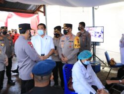Selain Tinjau Vaksinasi, Kapolri Saksikan Langsung Donor Plasma Konvalesen