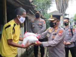 Polres Cilegon Distribusikan 15 Ton Beras kepada Masyarakat