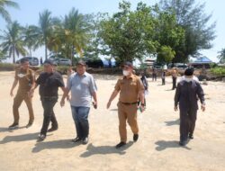 DPRD Babel Tinjau Rencana Pembangunan Talud di Pantai Pasir Kuning