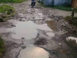 Warga Keluhkan rusaknya Jalan Poros Majasari-Parakan