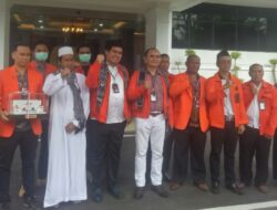 Ketum Partai Republiku Indonesia, Resmi Mendaftar Ke KPU RI