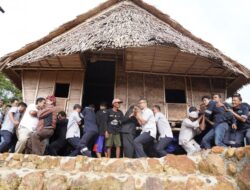 PT Timah Dukung Pelestarian Masyarakat Adat Mapur Melalui Kampung Adat Gebong Memarong