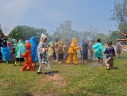 Edukasi Kebakaran, Puluhan Anak TK Santa Maria Mentok Antusias Belajar Bersama Tim Damkar PT Timah