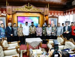 Pj Gubernur Bahas Strategi Memajukan Aceh Bersama Tokoh Internasional dan Nasional