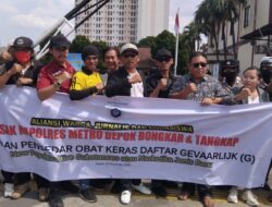 Aksi Demo Dukung Polres Depok Bersih-bersih Obat Daftar G, FWJ Indonesia Turun Tangan