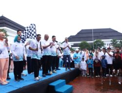 Ribuan Warga Banten Padati Jalan Sehat HPN 2026, Antusias Sambut Kehadiran Presiden   