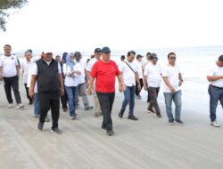 Sambut Ramadan, Gubernur Babel Pererat Silaturahmi Pegawai di Pantai Pukan