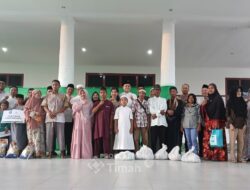 PT Timah-Pemkab Bangka Barat Bagi 200 Paket Sembako Saat Safari Ramadan