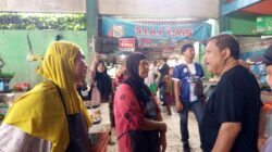Turun ke Pasar Rumput, Wali Kota Pangkalpinang Tegaskan Komitmen Lingkungan Lewat Jumat Asri   