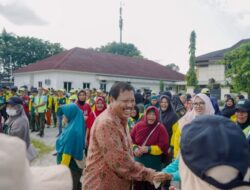 Pemkot Pangkalpinang Salurkan 478 Paket Sembako untuk Petugas Kebersihan di Bulan Ramadan