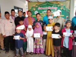 Jelang Lebaran, 53 Warga Air Itam Terima Santunan