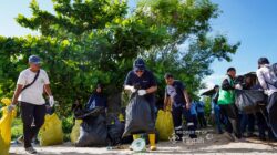 Peringati Hari Lingkungan Hidup Sedunia, PT TIMAH dan Pemkab Bangka Gotong Royong Bersihkan Pantai Rambak