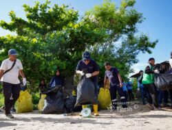 Peringati Hari Lingkungan Hidup Sedunia, PT TIMAH dan Pemkab Bangka Gotong Royong Bersihkan Pantai Rambak