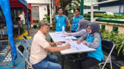 Kartu Bansos DKI Mulai Didistribusikan di Kecamatan Tamansari   