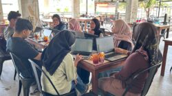 Perkuat Citra Organisasi, HMP Ilmu Perpustakaan Gelar Pelatihan Press Release