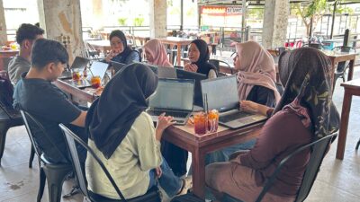 Perkuat Citra Organisasi, HMP Ilmu Perpustakaan Gelar Pelatihan Press Release