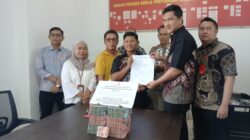 Kuasa Hukum Herman Fu Serahkan Rp 951,7 Juta untuk Pemulihan Kerugian Negara