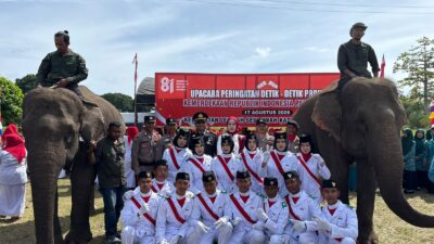 Semarak HUT RI ke-81, Ratusan Siswa Meriahkan Karnaval di Saree