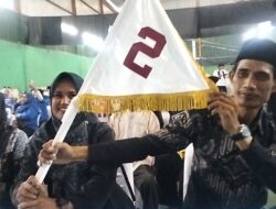 Pendukung Membludak Usai Pengundian Nomor Urut, Ayatulloh Nomor 2 Serukan Pilkades Damai