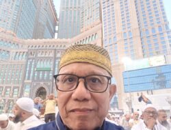 Dengan Olahraga Kita Bersatu